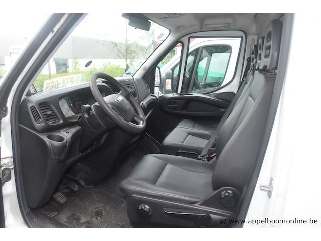 Lichte vrachtwagen iveco, 35s14n, zcfc335a105113491, 1e insch 21/10/2016, 2998cm³, 100kw, cng, euro 6, 91110km, inschrijvingsbewijs deel i en ii, keuringsbewijs (geldig tot 10/11/2026), gelijkvormigheidsattest, identificatieverslag - afbeelding 14 van  17