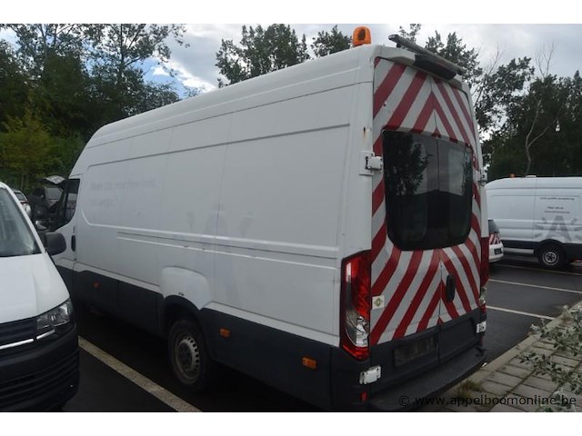 Lichte vrachtwagen iveco, 35s14n, zcfc335a505066594, 1e insch 07/12/2015, 2998cm³, 100kw, cng, euro 6, 62724km vlgs ltst keuring (2025), inschrijvingsbewijs deel i en ii, keuringsbewijs (geldig tot 10/12/2026), gelijkvormigheidsattest, identificatieverslag - afbeelding 8 van  12