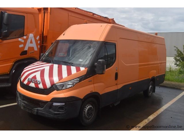 Lichte vrachtwagen iveco, 35s14n, zcfc335a605012124, 1e insch 20/01/2015, 2998cm³, 100kw, aardgas (cng), euro 6, 77727km, inschrijvingsbewijs deel i en ii, keuringsbewijs (geldig tot 01/09/2026), gelijkvormigheidsattest, identificatieverslag - afbeelding 1 van  18