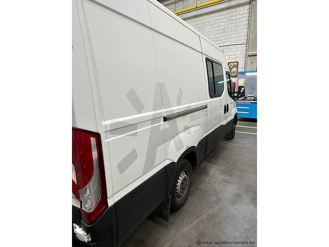 Lichte vrachtwagen iveco daily 35s14n, zcfc335a805045335, 1e insch 2015-07-22, 156249km, 2998cm³, 100kw, aardgas (cng), transm. ngk, euro 6, mtm 3500kg, tarra 2700kg, keur. tot 2027-02-28, insch. deel i+ii, coc en identificatieverslag - afbeelding 13 van  14