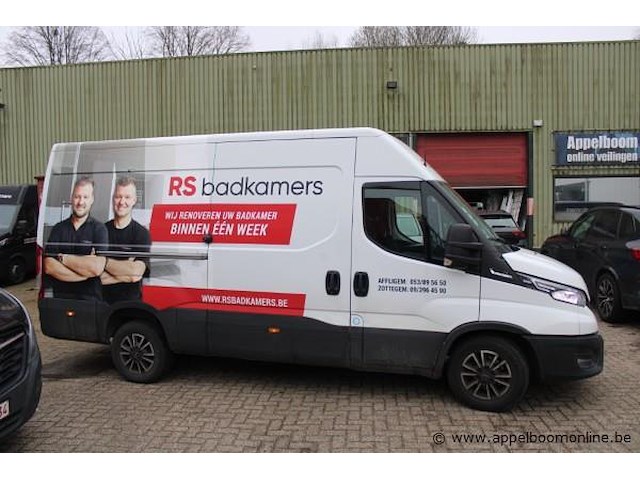 Lichte vrachtwagen iveco, daily, zcfc735b305439497, datum 1e insch 27/10/21, 2287cm³, 115 kw, diesel, euro vi, 46863km kentekenbewijs deel i + ii, gelijkvormigheidsattest, keuring geldig tot 11/26 - afbeelding 6 van  13