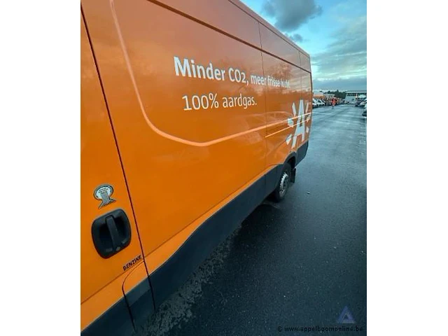 Lichte vrachtwagen iveco daily, zfcfc335a805044945, 1e insch 2016-02-22, 167808km, 2998cm³, 100kw, aardgas (cng), manueel, euro 6, mtm 3500kg, tarra 3240kg, keuring tot 2027-08-10, insch. deel i en ii, coc en identificatieverslag, trekhaak - afbeelding 8 van  13