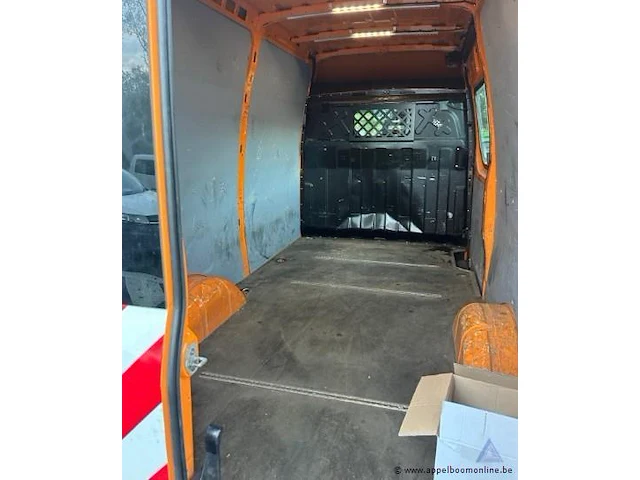 Lichte vrachtwagen iveco daily, zfcfc335a805044945, 1e insch 2016-02-22, 167808km, 2998cm³, 100kw, aardgas (cng), manueel, euro 6, mtm 3500kg, tarra 3240kg, keuring tot 2027-08-10, insch. deel i en ii, coc en identificatieverslag, trekhaak - afbeelding 9 van  13