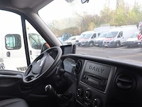 Lichte vrachtwagen iveco fd112c, datum 1ste inschrijving 10/7/2013, chassisnr zcfc35a7205957205, cng, km-stand laatste keuring 23,477, euro v, ttm 3500kg, schade rondom, mogelijks batterij plat - afbeelding 12 van  16