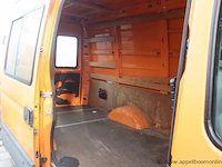 Lichte vrachtwagen iveco fd112c, datum 1ste inschrijving 10/7/2013, chassisnr zcfc35a7205957205, cng, km-stand laatste keuring 23,477, euro v, ttm 3500kg, schade rondom, mogelijks batterij plat - afbeelding 13 van  16