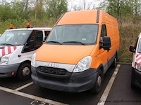 Lichte vrachtwagen iveco fd11c2c, cng, datum 1ste inschrijving 11/6/2013, chassisnummer zcfc35a7205957202, 67.228km, euro v - afbeelding 1 van  9