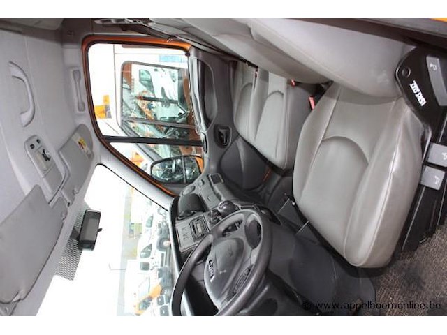 Lichte vrachtwagen iveco fd11c2c, cng, datum 1ste inschrijving 11/6/2013, chassisnummer zcfc35a7205957202, 67.228km, euro v - afbeelding 6 van  9