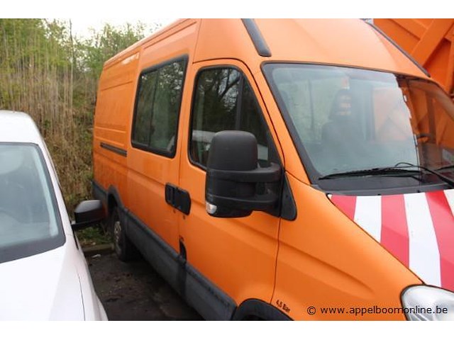 Lichte vrachtwagen iveco fd11c2c, cng, datum 1ste inschrijving 24/6/2013, chassisnummer zcfc35a7205957201, 36,736km, euro v - afbeelding 10 van  16