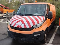 Lichte vrachtwagen iveco fd11c2c, datum 1ste inschr 22/7/2015, chassis nr zcfc335a905045635, km-stand 32,547, cng, ttm 3500, schade rondom
