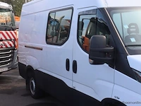 Lichte vrachtwagen iveco fd11c2c, datum 1ste inschr 7/12/2015, chassis nr zcfc335a505065770, km-stand 51925, cng, ttm 3500, schade rondom - afbeelding 6 van  13