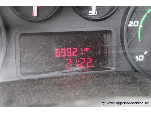 Lichte vrachtwagen ivecofd11c2c, cng, datum 1ste inschrijving 9/12/2015, chassisnummer zcfc335a805066346, km - afbeelding 3 van  12