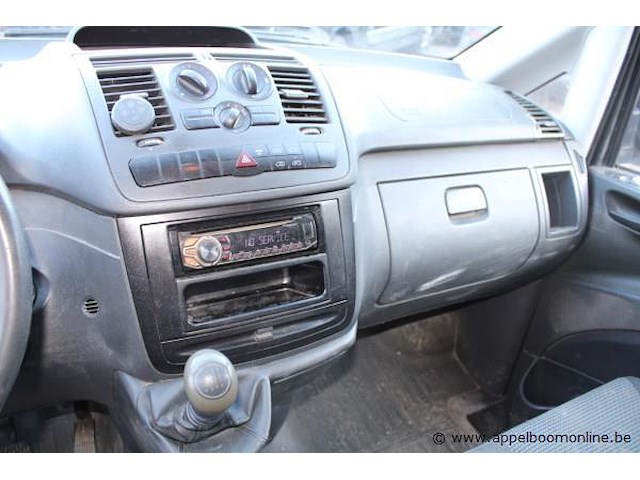 Lichte vrachtwagen mercedes benz, vito, datum 1e insch 08/14, wdf63960313784919, 2143cm³, 70kw, diesel, euro v, 189898km, inschrijvingsbewijs deel i+ii, identificatieverslag, keuring geldig tot 14/07/26 - afbeelding 3 van  20