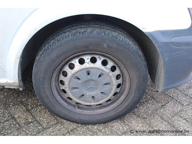 Lichte vrachtwagen mercedes benz, vito, datum 1e insch 08/14, wdf63960313784919, 2143cm³, 70kw, diesel, euro v, 189898km, inschrijvingsbewijs deel i+ii, identificatieverslag, keuring geldig tot 14/07/26 - afbeelding 8 van  20