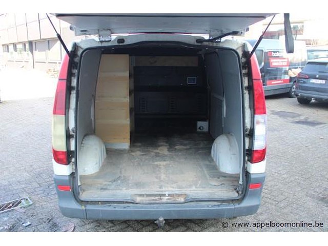 Lichte vrachtwagen mercedes benz, vito, datum 1e insch 08/14, wdf63960313784919, 2143cm³, 70kw, diesel, euro v, 189898km, inschrijvingsbewijs deel i+ii, identificatieverslag, keuring geldig tot 14/07/26 - afbeelding 11 van  20