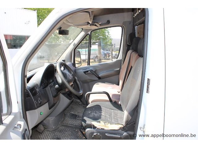 Lichte vrachtwagen, mercedes, sprinter, wdb9066331s861874, 1e insch 21/11/2013, 2987cm³, 140kw, diesel, euro 6, 373406km, inschrijvingsbewijs deel i, keuringsbewijs (geldig tot 24/07/2026), gelijkvormigheidsattest, identificatieverslag - afbeelding 3 van  21