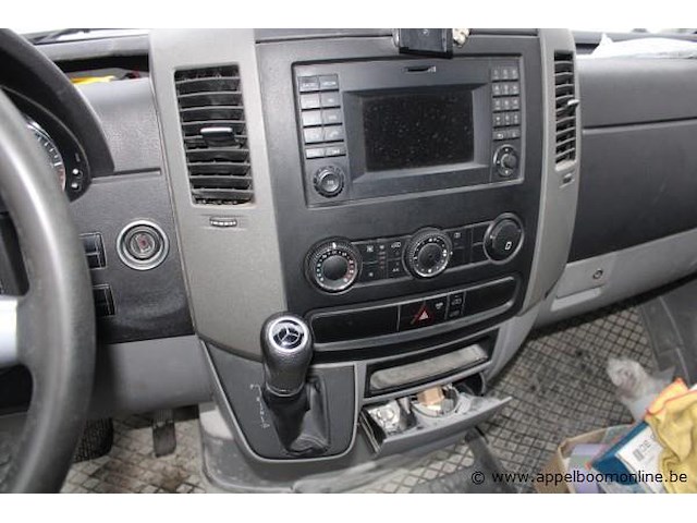 Lichte vrachtwagen mercedes, sprinter, wdb9066351p563365, datum 1e insch 02/01/18, 2143cm³, 120kw, diesel, euro vi, 161530km vlgs ltst keuring, kentekenbewijs deel i+ii, gelijkvormigheidsattest, keuring geldig tot 01/26 - afbeelding 10 van  10