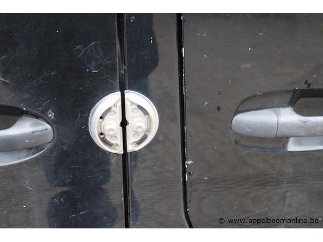 Lichte vrachtwagen mercedes, sprinter, wdb9076351p035587, datum 1e insch 19/10/2018, 2143cm³, 120kw, diesel, euro 6c, 133077km, kentekenbewijs deel i + ii, gelijkvormigheidsattest, keuring geldig tot 10/26 - afbeelding 4 van  16