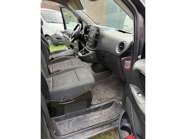 Lichte vrachtwagen mercedes vito 114 (2016 / wdf 447 603 13 157 444) - afbeelding 6 van  23