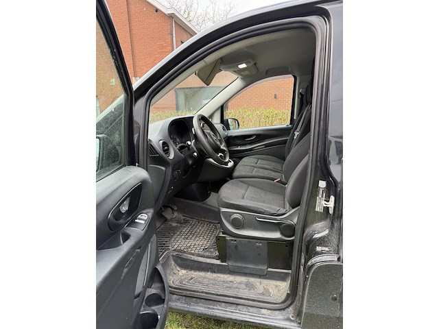 Lichte vrachtwagen mercedes vito 114 (2016 / wdf 447 603 13 157 444) - afbeelding 21 van  23