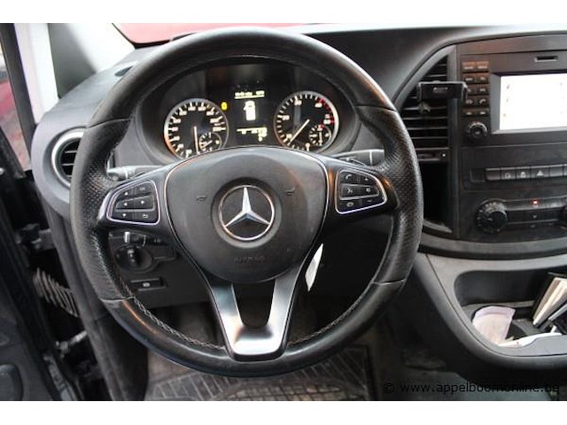 Lichte vrachtwagen mercedes, vito, wdf4477031357527, datum 1e insch 18/09/19, 2143cm³, 120kw, diesel, euro 6b, 214721km, kentekenbewijs deel i+ii, gelijkvormigheidsattest, keuring geldig tot 09/26 - afbeelding 3 van  16