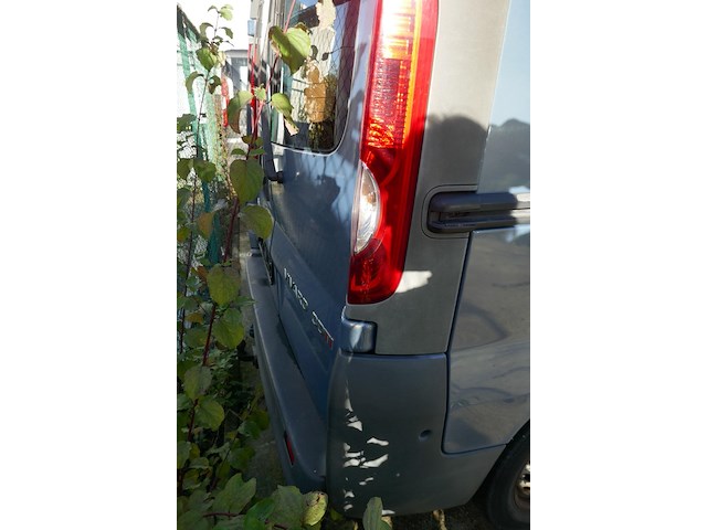 Lichte vrachtwagen opel vivaro (2009 / wolf7bhb69v612720) - afbeelding 11 van  36