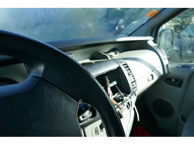 Lichte vrachtwagen opel vivaro (2009 / wolf7bhb69v612720) - afbeelding 24 van  36