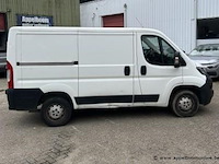 Lichte vrachtwagen, peugeot, boxer, 189968km,vf3ycbnfa12r52344, eerste inschrijving 17/02/2021, zonder boorddocumenten, koper ontvangt een attest van verlies van de boorddocumenten van de gerechtsdeurwaarder - afbeelding 10 van  15