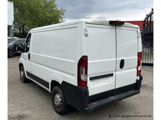 Lichte vrachtwagen, peugeot, boxer, 189968km,vf3ycbnfa12r52344, eerste inschrijving 17/02/2021, zonder boorddocumenten, koper ontvangt een attest van verlies van de boorddocumenten van de gerechtsdeurwaarder - afbeelding 13 van  15
