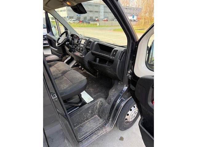 Lichte vrachtwagen peugeot boxer (2023 / vf3 ycb pfb 12 v90 559) - afbeelding 16 van  28