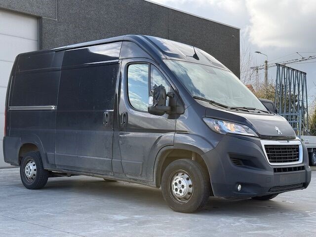 Lichte vrachtwagen peugeot boxer (2023 / vf3 ycb pfb 12 v90 559) - afbeelding 22 van  28