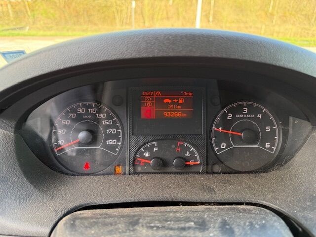Lichte vrachtwagen peugeot boxer (2023 / vf3 ycb pfb 12 v90 559) - afbeelding 27 van  28