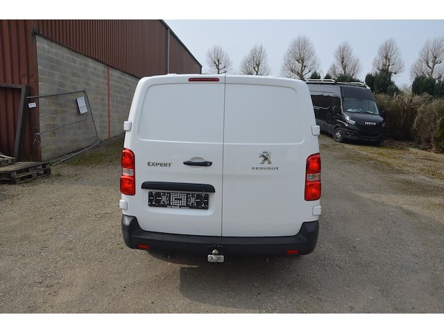 Lichte vrachtwagen peugeot expert, type: v, variant: f, versie: ahk8-b2f01e, chassisnummer: vf3vfahk8mz033146, bouwjaar: 25/03/2021, met kentekenbewijs deel i en ii , gelijkvormigheidsattest, schouwingsbewijs (verlopen) en 1 sleutel - afbeelding 21 van  30