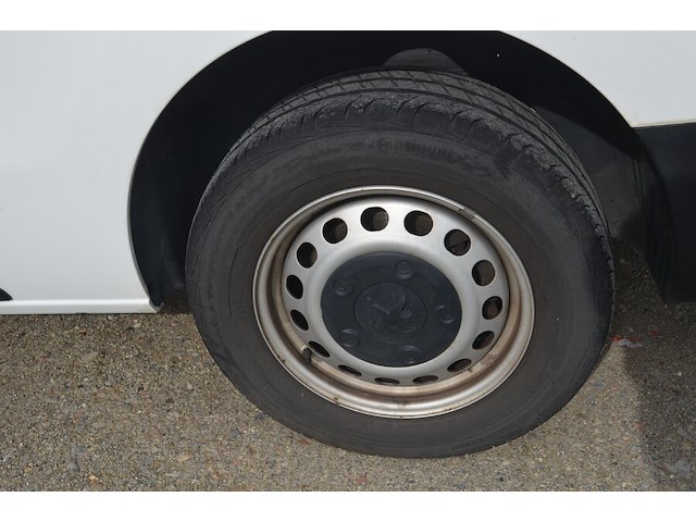 Lichte vrachtwagen peugeot expert, type: v, variant: f, versie: ahk8-b2f01e, chassisnummer: vf3vfahk8mz033146, bouwjaar: 25/03/2021, met kentekenbewijs deel i en ii , gelijkvormigheidsattest, schouwingsbewijs (verlopen) en 1 sleutel - afbeelding 23 van  30