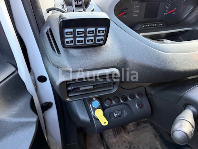 Lichte vrachtwagen peugeot partner 1,5 bleu hdi ( 2022 / vr3 efy ht2 nn 530 710) - afbeelding 4 van  30