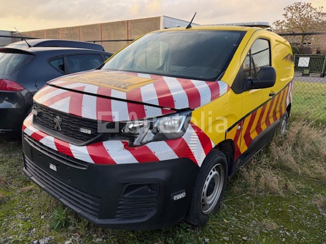 Lichte vrachtwagen peugeot partner 1,5 bleu hdi ( 2022 / vr3 efy ht2 nn 530 710) - afbeelding 26 van  30
