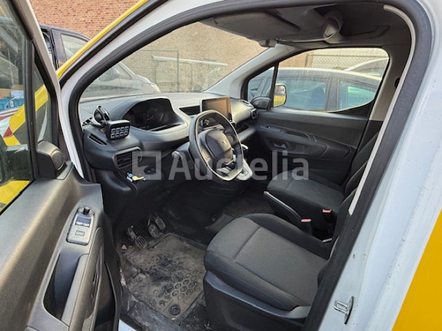 Lichte vrachtwagen peugeot partner 1,5 bleu hdi ( 2022 / vr3 efy ht2 nn 530 710) - afbeelding 29 van  30