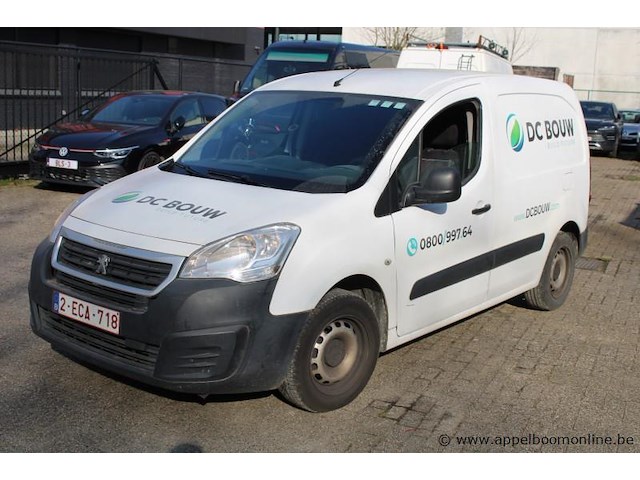 Lichte vrachtwagen peugeot, partner, vf37abhw6hj828322, 1e insch 01/12/2017, 1560cm³, 55kw, diesel, euro 6b, 204424km, kentekenbewijs deel i, keuring geldig tot 08/26, gelijkvormigheidsattest, identificatieverslag - afbeelding 1 van  14