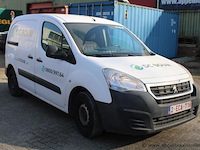 Lichte vrachtwagen peugeot, partner, vf37abhw6hj828322, 1e insch 01/12/2017, 1560cm³, 55kw, diesel, euro 6b, 204424km, kentekenbewijs deel i, keuring geldig tot 08/26, gelijkvormigheidsattest, identificatieverslag - afbeelding 3 van  14