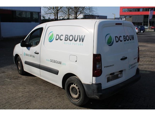Lichte vrachtwagen peugeot, partner, vf37abhw6hj828322, 1e insch 01/12/2017, 1560cm³, 55kw, diesel, euro 6b, 204424km, kentekenbewijs deel i, keuring geldig tot 08/26, gelijkvormigheidsattest, identificatieverslag - afbeelding 12 van  14