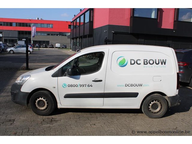 Lichte vrachtwagen peugeot, partner, vf37abhw6hj828322, 1e insch 01/12/2017, 1560cm³, 55kw, diesel, euro 6b, 204424km, kentekenbewijs deel i, keuring geldig tot 08/26, gelijkvormigheidsattest, identificatieverslag - afbeelding 13 van  14