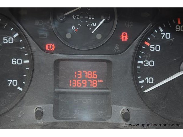 Lichte vrachtwagen, peugeot, partner, vf37bbhw6jn520640, 1e insch 19/06/2018, 1560cm³, 55kw, diesel, euro 6b, 136978km, inschrijvingsbewijs deel i en ii, keuringsbewijs (geldig tot 22/06/2026), gelijkvormigheidsattest, identificatieverslag - afbeelding 3 van  19