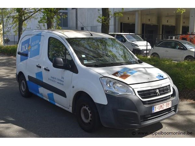 Lichte vrachtwagen, peugeot, partner, vf37bbhw6jn520640, 1e insch 19/06/2018, 1560cm³, 55kw, diesel, euro 6b, 136978km, inschrijvingsbewijs deel i en ii, keuringsbewijs (geldig tot 22/06/2026), gelijkvormigheidsattest, identificatieverslag - afbeelding 1 van  19