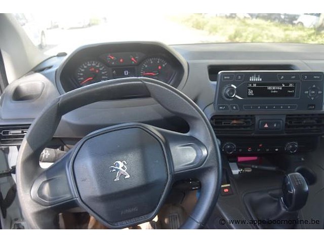 Lichte vrachtwagen peugeot, partner, vr3efbhwbkj679676, 1e insch 01/01/2019, 1560cm³, 55kw, diesel, euro 6b, 122025km, inschrijvingsbewijs deel i en ii, keuringsbewijs (geldig tot 12/06/2026), gelijkvormigheidsattest, identificatieverslag - afbeelding 3 van  19