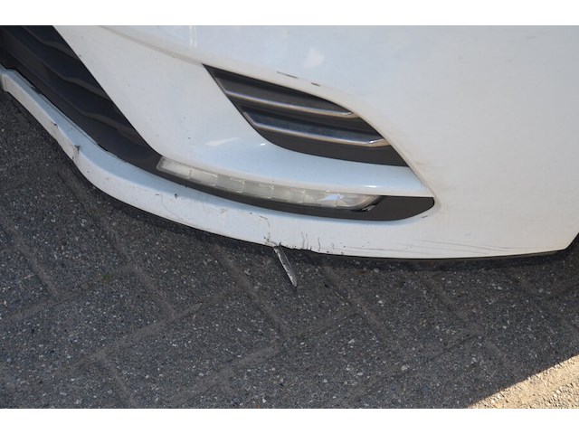 Lichte vrachtwagen renault clio, type: r, variant: 6rdf, versie: 6rdf0a, chassisnummer: vf16rdf0a57102209, bouwjaar: 16/02/2017 met kentekenbewijs deel i en ii, gelijkvormigheidsattest, verlopen schouwingsbewijs en 1 sleutel (3) - afbeelding 33 van  37