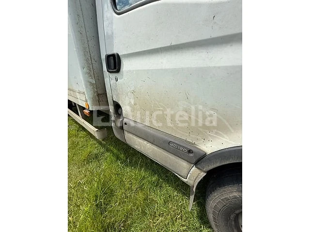 Lichte vrachtwagen renault master (2003 / vf1 udc uk5 28 630 744) - afbeelding 6 van  22