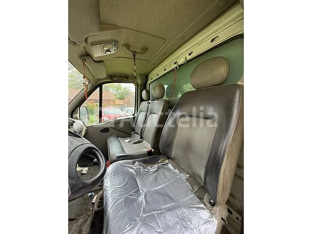 Lichte vrachtwagen renault master (2003 / vf1 udc uk5 28 630 744) - afbeelding 7 van  22