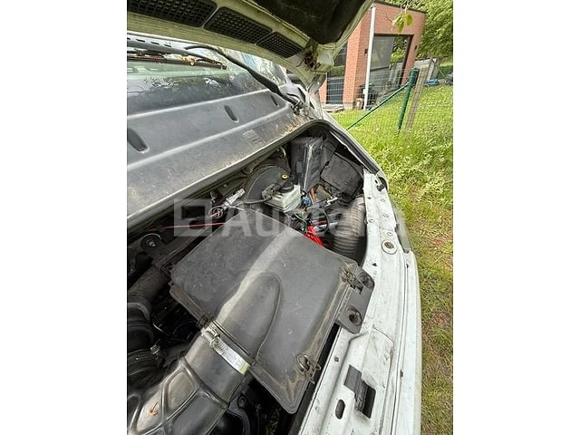 Lichte vrachtwagen renault master (2003 / vf1 udc uk5 28 630 744) - afbeelding 8 van  22