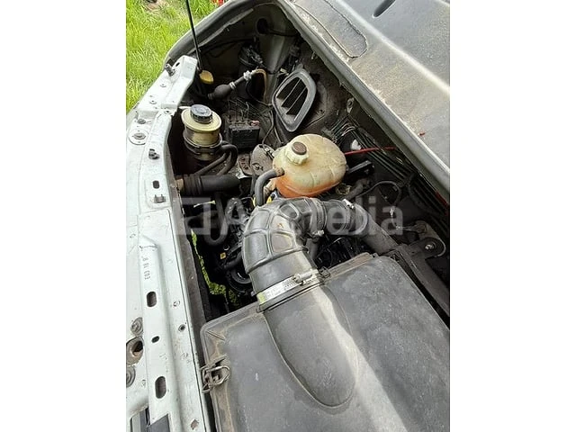 Lichte vrachtwagen renault master (2003 / vf1 udc uk5 28 630 744) - afbeelding 15 van  22