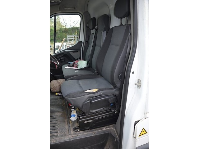 Lichte vrachtwagen renault master, type: ma, chassisnummer: vf1mafedc48062258, bouwjaar: 15/11/2012 met inschrijvingsbewijs deel i, gelijkvormigheidsattest en verlopen schouwingsbewijs. (b1) - afbeelding 7 van  42