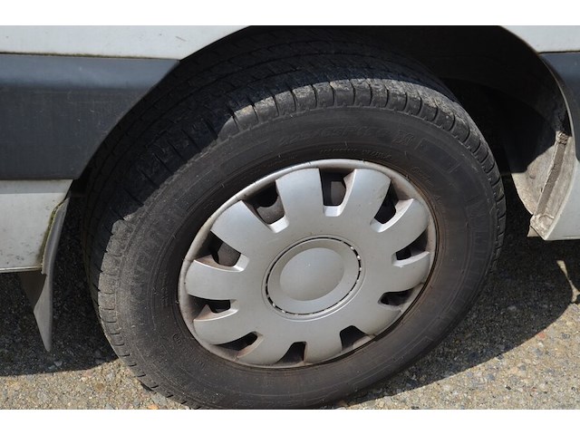 Lichte vrachtwagen renault master, type: ma, chassisnummer: vf1mafedc48062258, bouwjaar: 15/11/2012 met inschrijvingsbewijs deel i, gelijkvormigheidsattest en verlopen schouwingsbewijs. (b1) - afbeelding 39 van  42